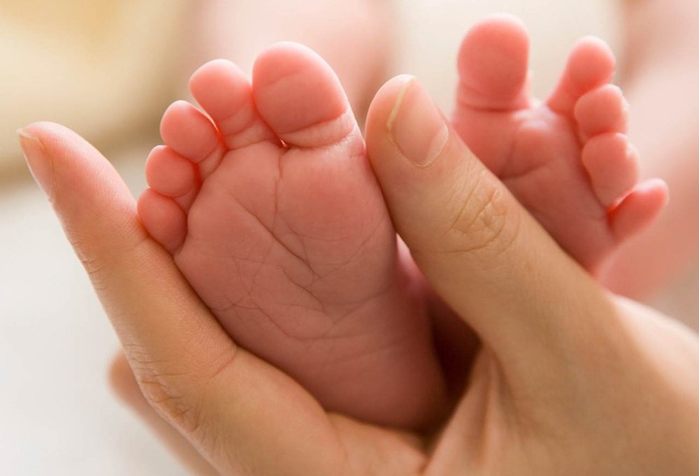 رحلة أم سعودية تغلبت على العقم بفضل أطفال الأنابيب